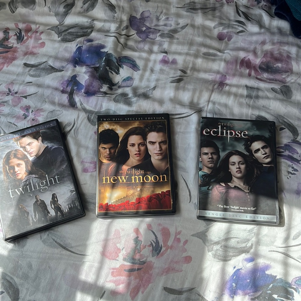 Twilight DVD bundle (3 movies)